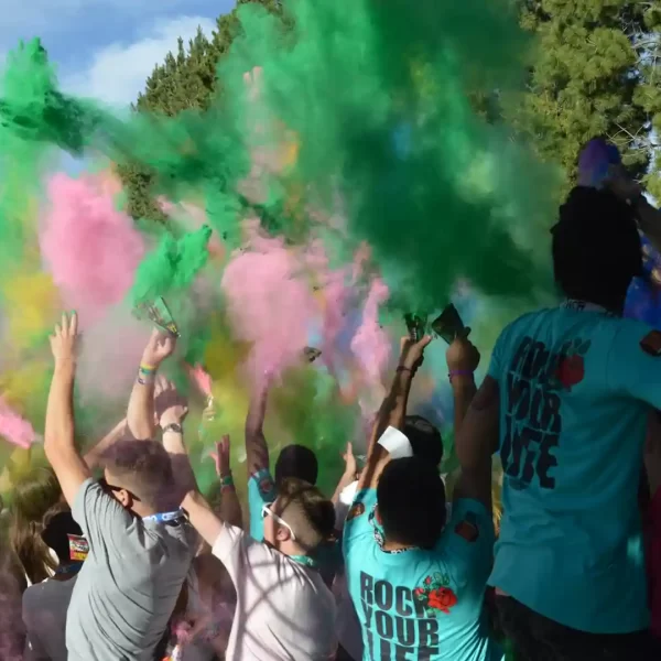 1-TR-COLOR-PARTY_17_11zon