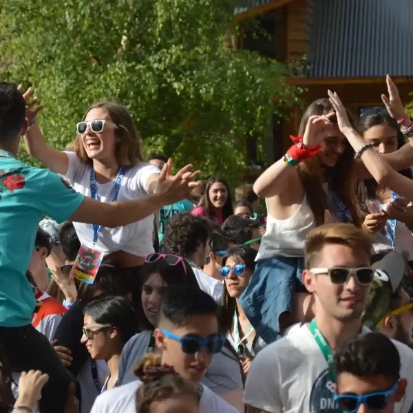 4-TR-COLOR-PARTY_20_11zon